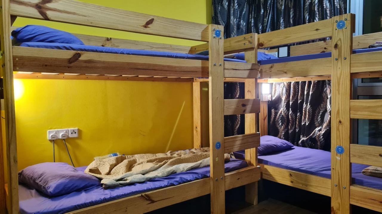 Hostel At Regalia Sky Pool クアラルンプール エクステリア 写真